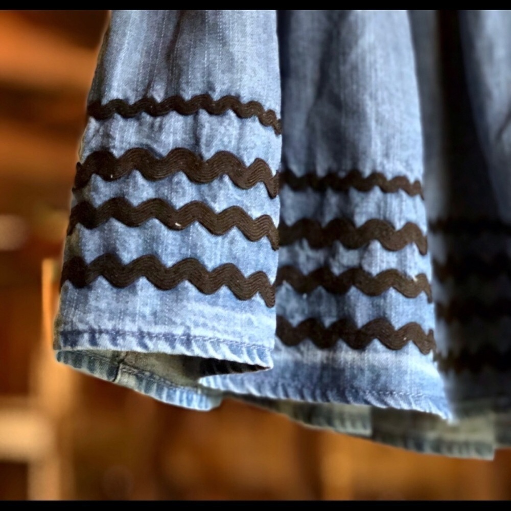 SUGAR LIPS, Jean Tank w/black rickrack - Picture 9 of 11